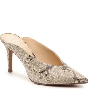 💫Vince Camuto: Berodie Mule Snake Embossed